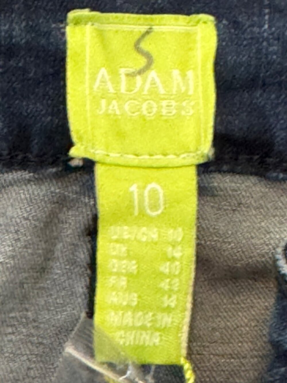 Adami Jacobis Denim Jeans With Floral Embroidered Hem & Rhinestone Accents - Picture 4 of 5